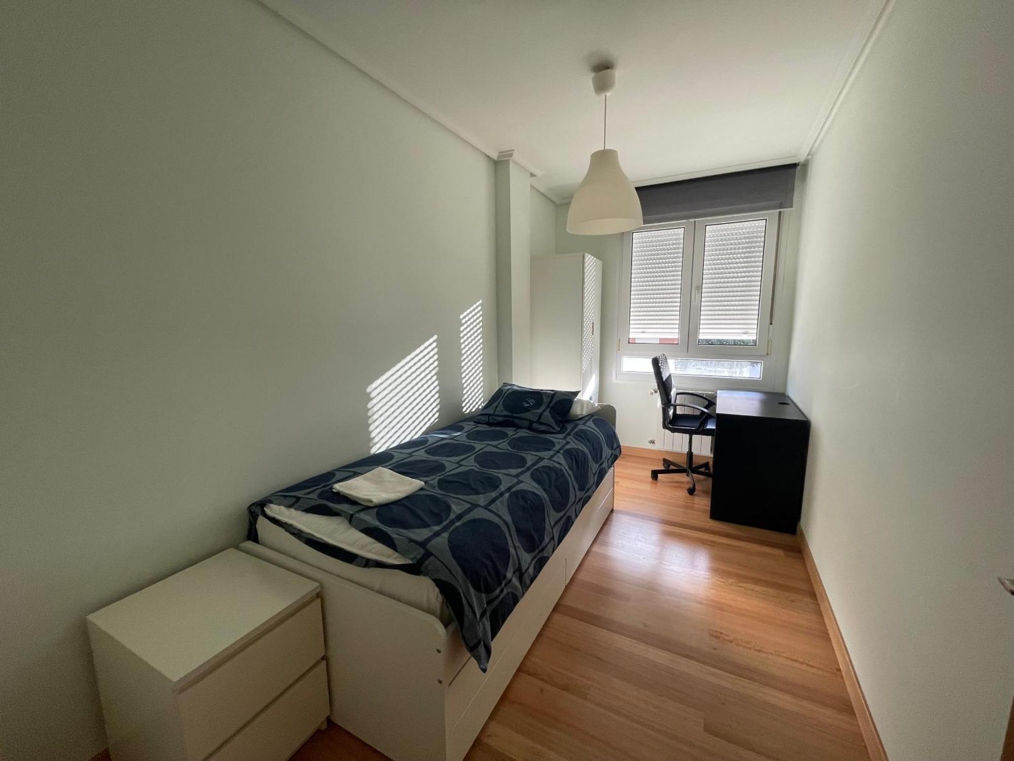 Apartamento Centro Con Garaje Castro Urdiales Luaran gambar