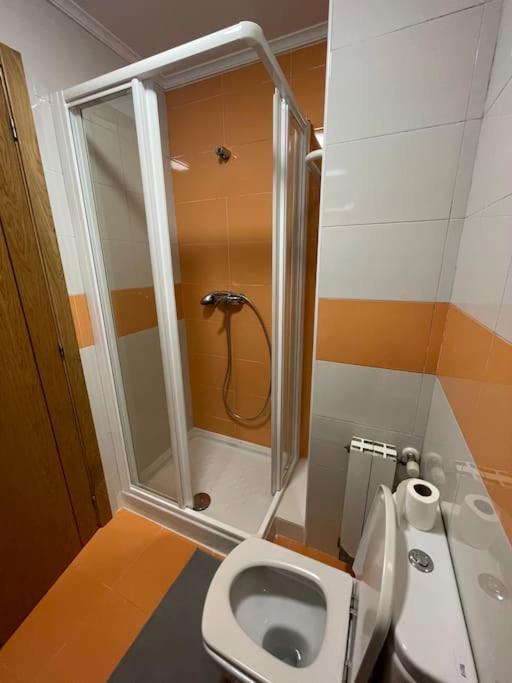Apartamento Centro Con Garaje Castro Urdiales Luaran gambar
