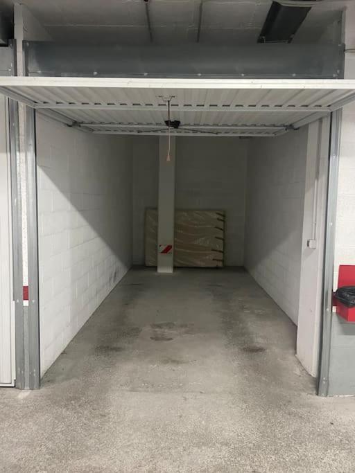 Apartamento Centro Con Garaje Castro Urdiales Luaran gambar