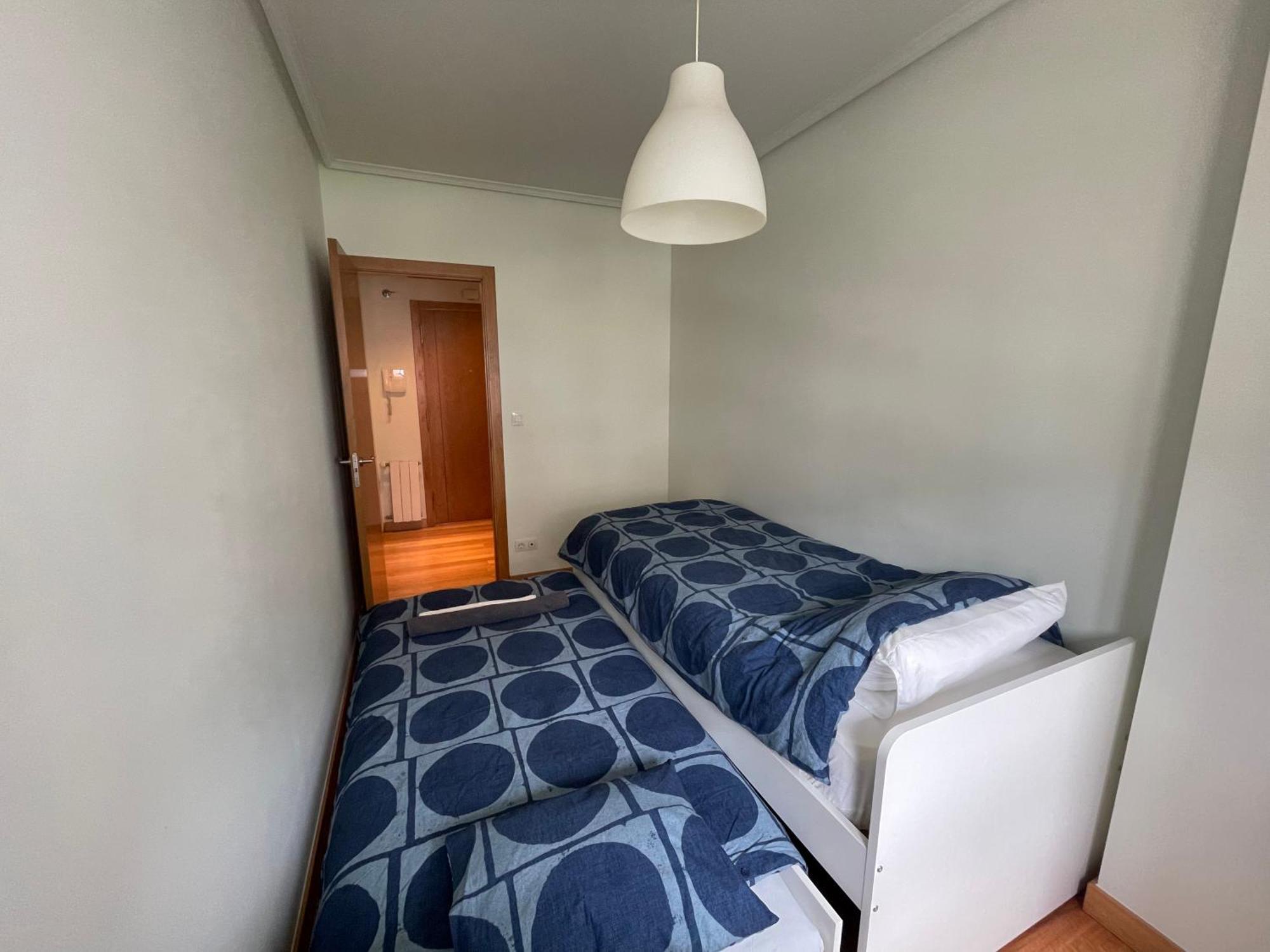 Apartamento Centro Con Garaje Castro Urdiales Luaran gambar